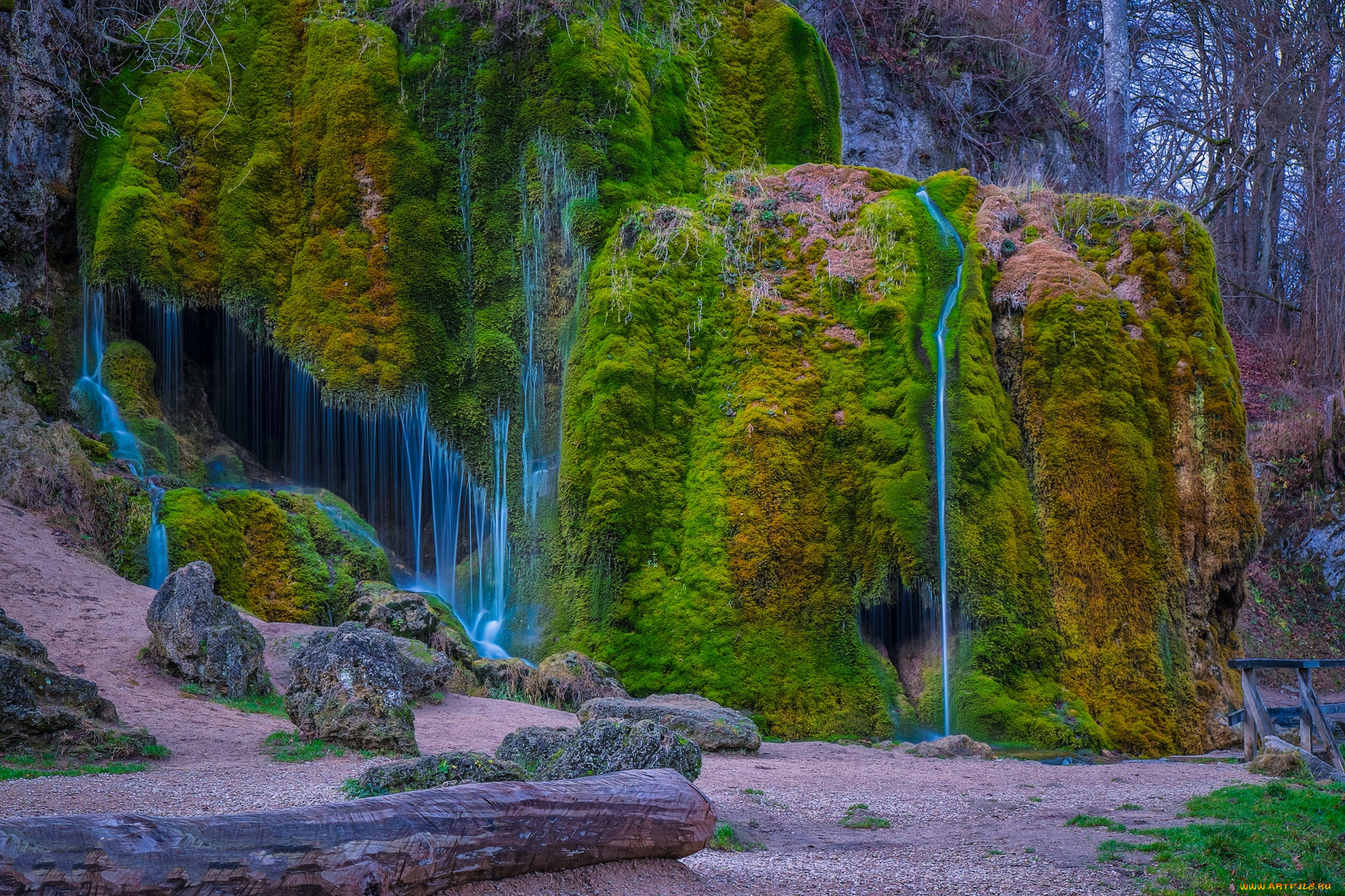 Кандинский водопад